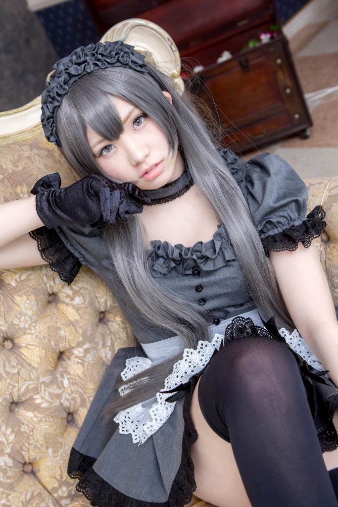 Rabbit play pictorial - black maid(72)